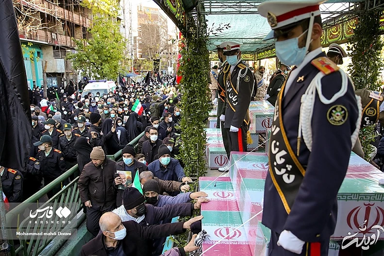 (تصاویر) تشییع ۱۵۰ شهید گمنام در تهران